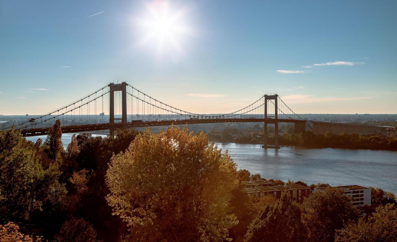 Aux Portes De Bordeaux Le Golden Gate Mindurguest Lormont Eksteriør bilde